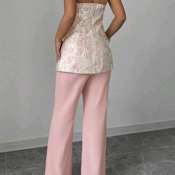 Women Elegant Full-Printed Front Button Tank Top And Solid Color Pants Set - Picture 2 of 6